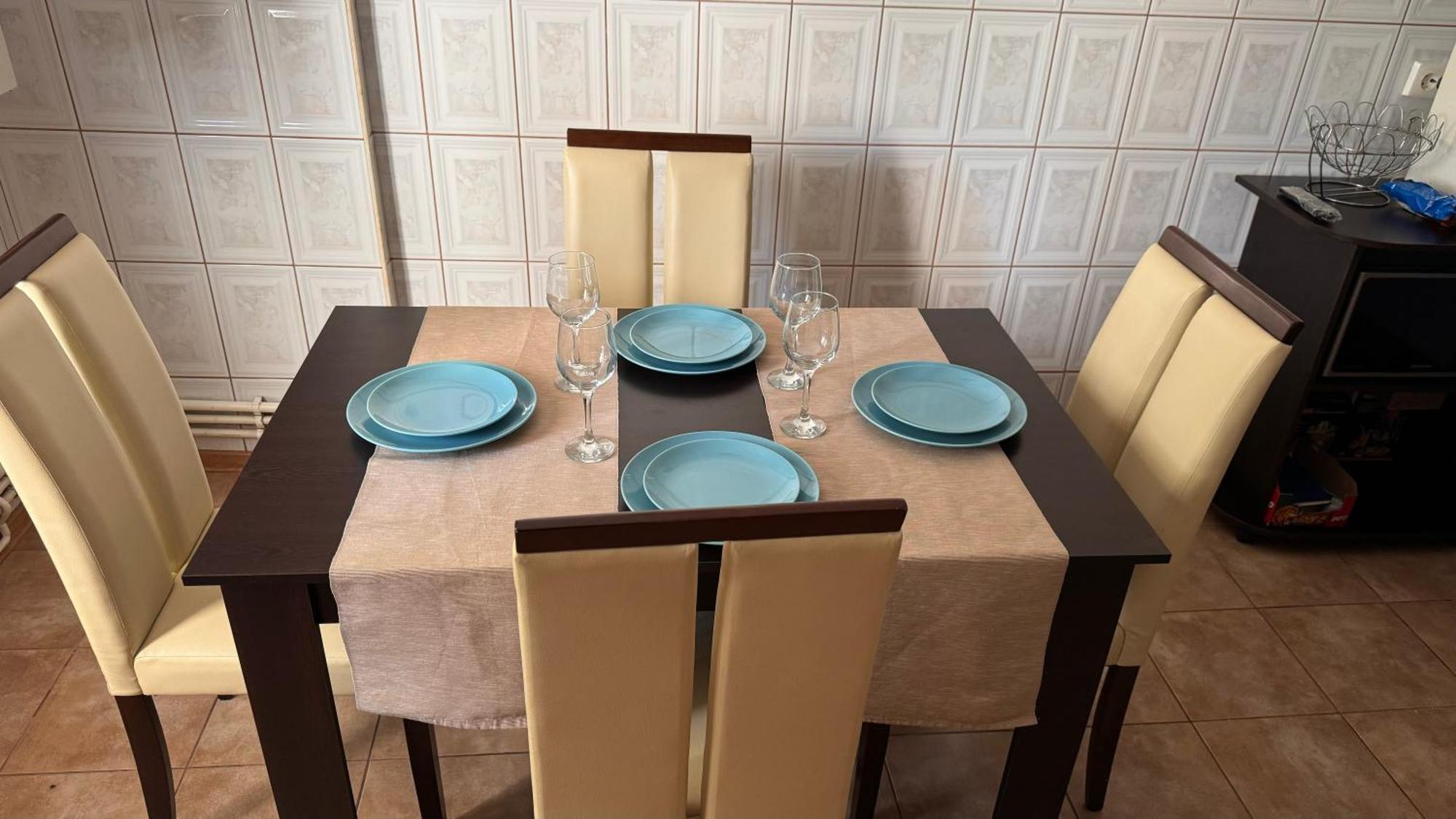 Apartament 3 Camere Отопень Екстер'єр фото